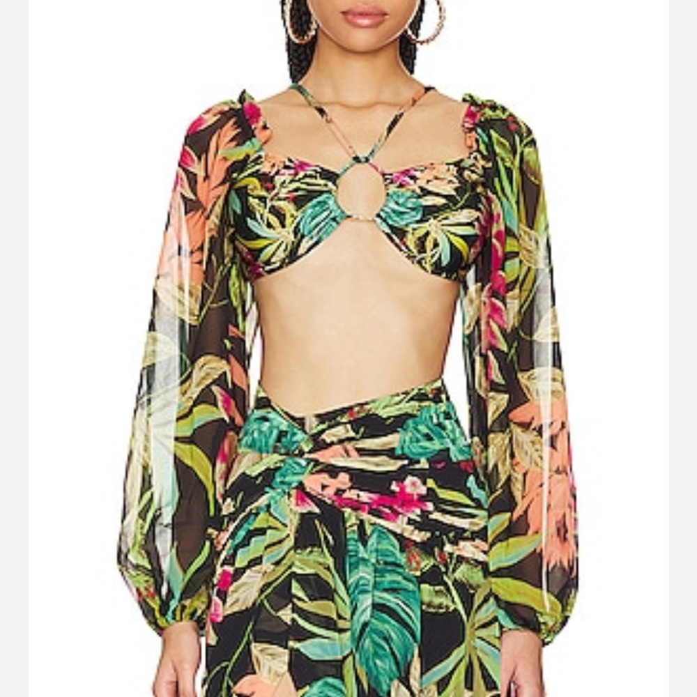 PatBo Tropicalla stretch cropped top black PatBo